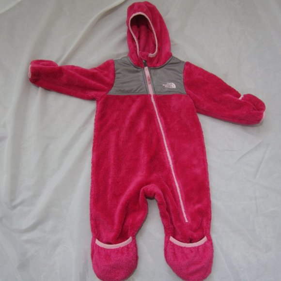 The North Face Other - The North Face Baby 9 - 12 M Fur Zip Bunting